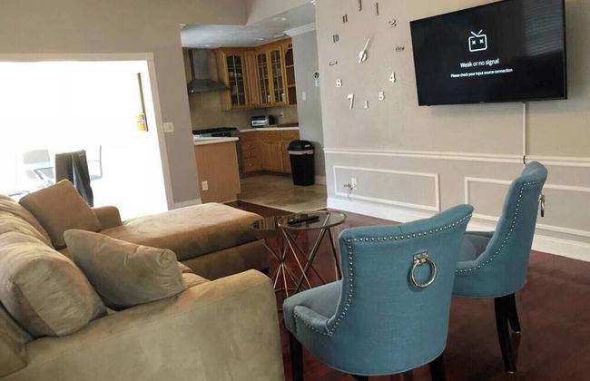 6151 Sandcrest · Next to Universal. Pool Sleep 9. Walk to Park - Foto 16