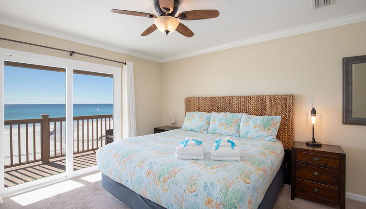 Foto 1 - Directly On The Beach! First Floor Sundeck! Near Pier Park! Sleeps 6