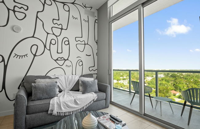 Modern Condo in Design District - Photo 20