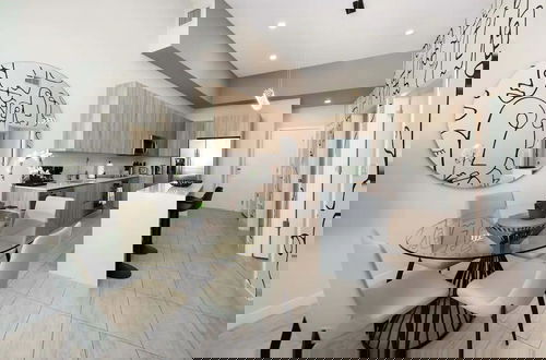 Photo 15 - Modern Condo in Design District