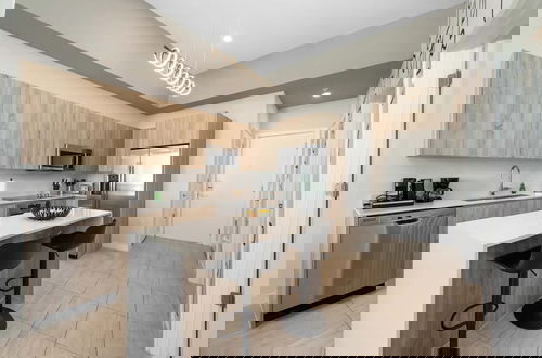 Photo 25 - Modern Condo in Design District