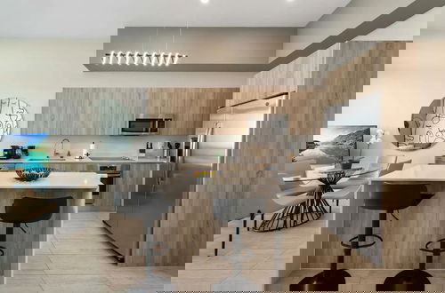 Photo 24 - Modern Condo in Design District