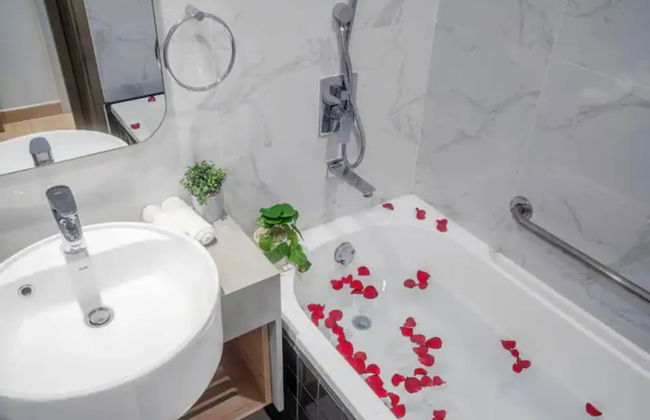 Zenity View Residence Luxury Apartment - Photo 34