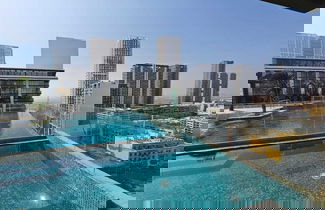 Photo 1 - Luxury Studio in Jumeirah Village Circle