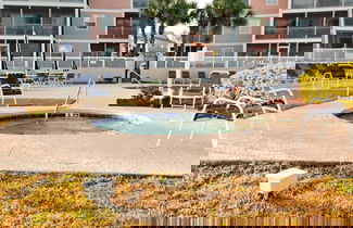 Foto 1 - Waterway Views!
