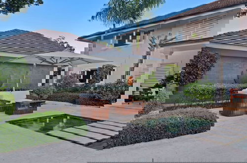 Foto 37 - Oceanfront Golf Course Estate w Pool Guest House