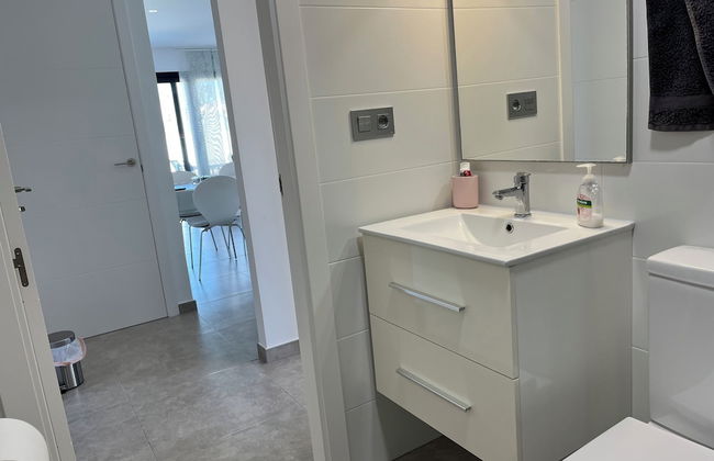 Luxury Three Bedroom Villa With Private Pool and Rooftop Solarium - Foto 16