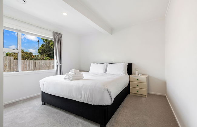Spacious Renovated 3BR in Ellerslie I Zodiak Stays - Foto 3