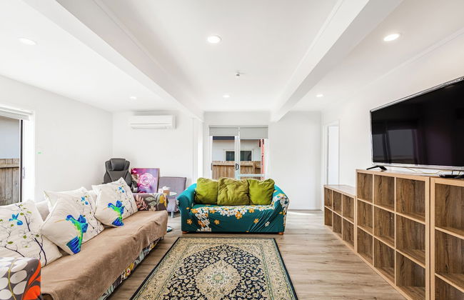 Spacious Renovated 3BR in Ellerslie I Zodiak Stays - Foto 11