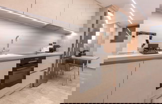 Foto 1 - Phaedrus Living: Athens Luxury Residences Beige