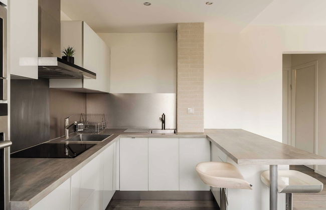Renovated Apartment Sleeping 6 - Pool and Tennis - Foto 11