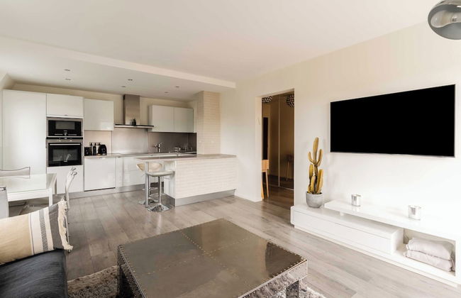 Renovated Apartment Sleeping 6 - Pool and Tennis - Foto 10