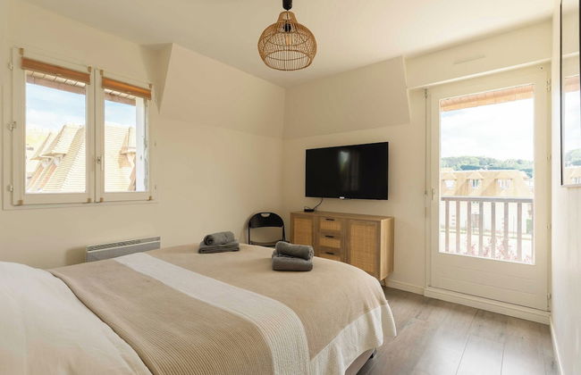 Renovated Apartment Sleeping 6 - Pool and Tennis - Foto 7