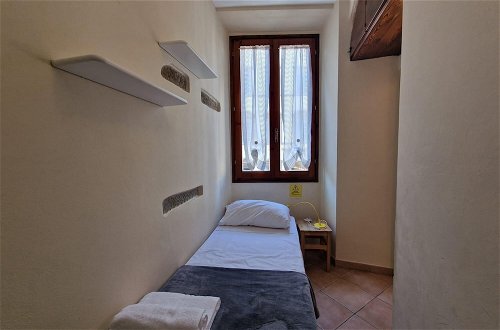 Photo 14 - Mezzo 8 in Firenze With 2 Bedrooms and 1 Bathrooms