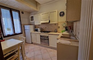 Photo 3 - Mezzo 8 in Firenze With 2 Bedrooms and 1 Bathrooms