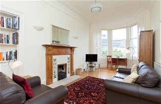 Photo 1 - 380 Charming one Bedroom Property in an Attractive Residential Area With Great Cafes Restaurants and Shops Nearby
