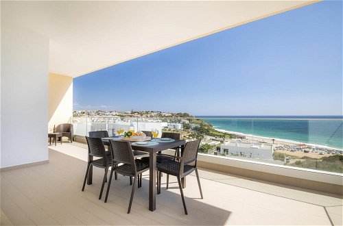 Foto 2 - Beach View Apartment by Blue Diamond
