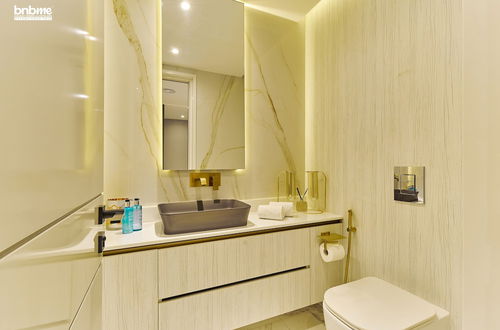 Photo 45 - 4B Amna Tower 6101 by bnbme homes