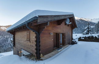 Photo 3 - El Paradiso - Luxury Chalet Sauna With Stunning Views