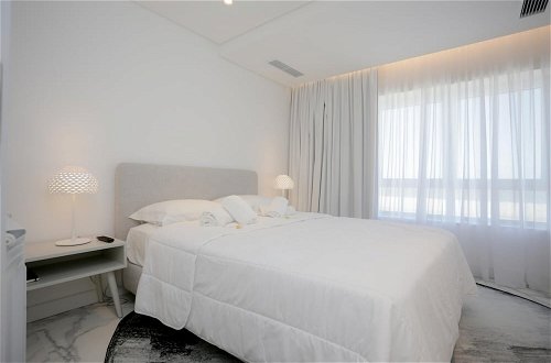 Foto 16 - Sea Side Luxury Apartment