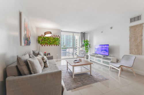 Foto 12 - Wonderful 3BR Condo at Brickell