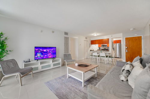 Photo 14 - Wonderful 3BR Condo at Brickell