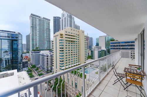 Foto 19 - Wonderful 3BR Condo at Brickell