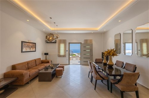 Photo 7 - Santorini Grand Luxury Villas