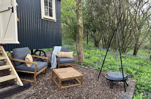 Photo 31 - Cornwall Woodland Shepherds Hut- Dennis' Hut