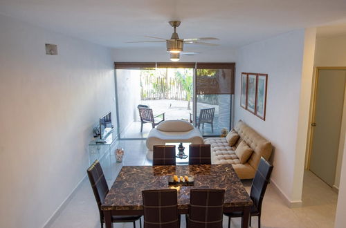 Photo 4 - Spacious and Private Retreat 1 Block From the Beach in Progreso East