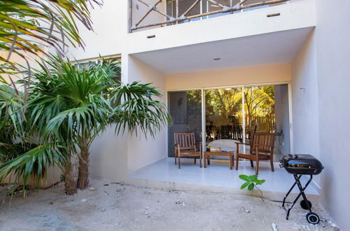 Foto 6 - Spacious and Private Retreat 1 Block From the Beach in Progreso East