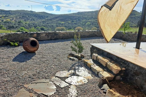 Foto 5 - Peaceful Stone House With Nature View in Karaburun