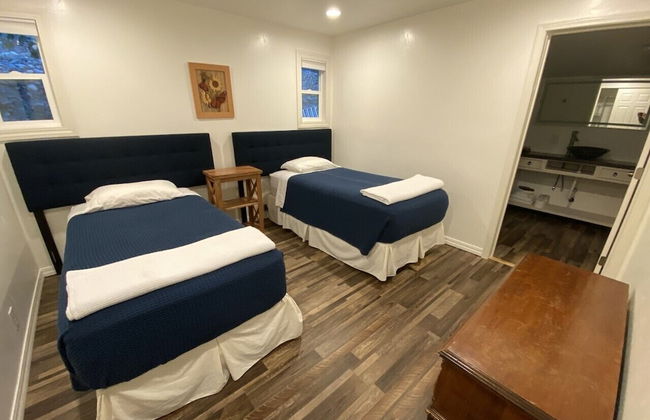 Strawhouse Resorts - Photo 25