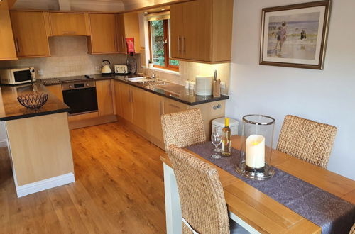 Photo 11 - Stunning 2 Bedroom Pet Friendly Lodge