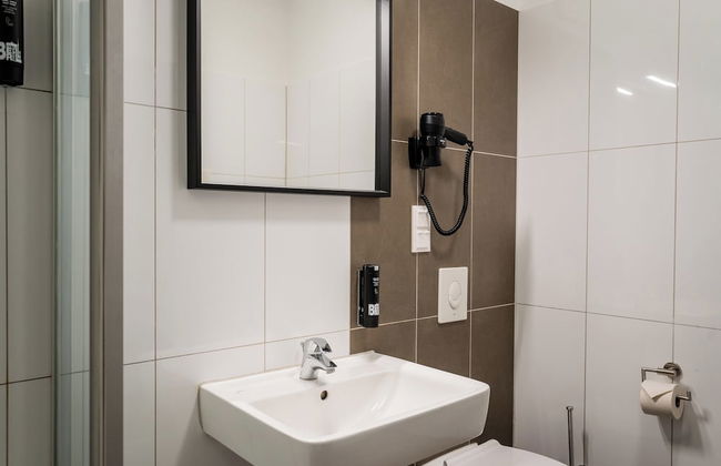 Apartmenthaus Berlin Neukölln - Photo 22