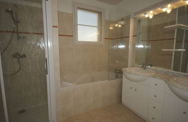 Casa de 5 quartos em Pont-de-Larn com piscina privada e terraço - Foto 9