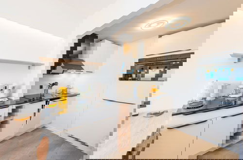 Foto 5 - Flat in Center With Sea View