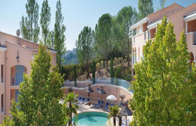 Apartment in Greoux-les-bains Near Lakes - Foto 24