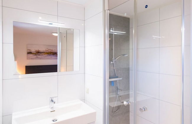 Modern Lodge With two Bath Rooms, Near the Beach - Photo 12