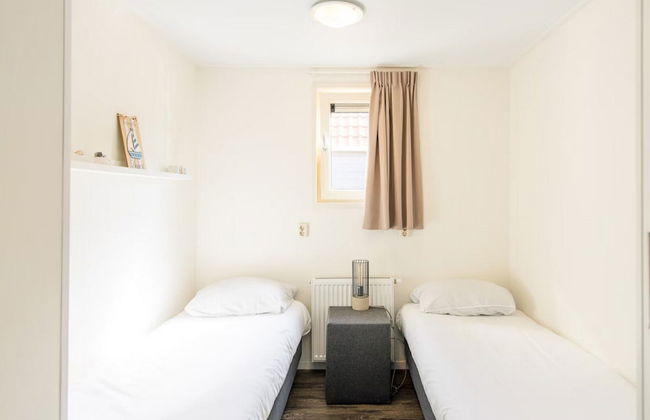 Modern Lodge With two Bath Rooms, Near the Beach - Photo 2