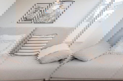 Photo 3 - Liiiving in Porto - Luxury Gallery Apartment II