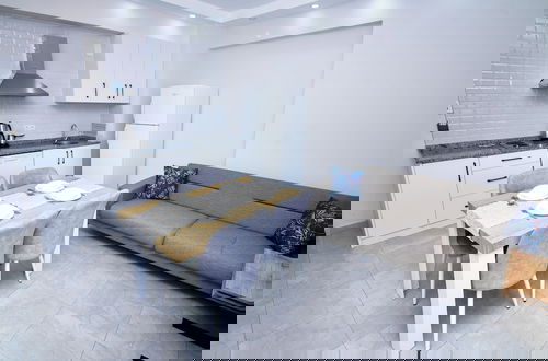 Photo 17 - Alkan Apart