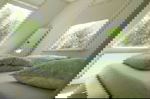 Photo 3 - 4-person Holiday Home Lydia by a Typical Dutch Canal