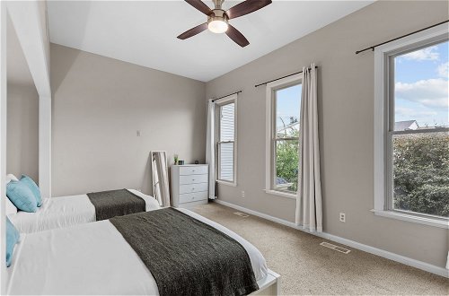 Photo 2 - Welcoming Lafayette Square Home - JZ Vacation Rentals