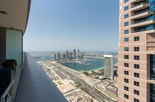 Photo 25 - Whitesage - Fendi Apartment With Full Palm Jumeirah View