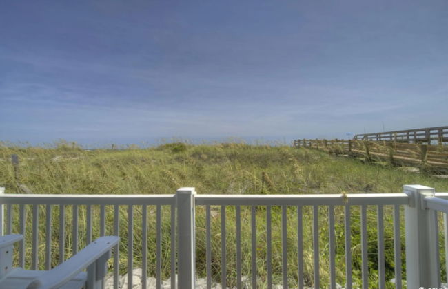 Seaside Elegance Your Coastal Getaway - Foto 21