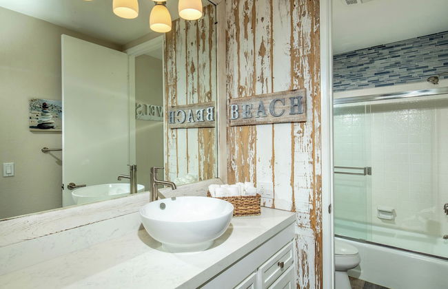 Oceanside Beach Condos - Photo 79