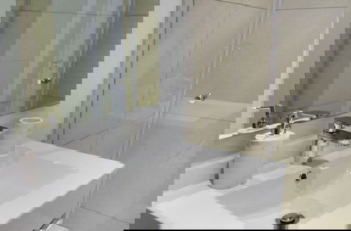 Foto 10 - Ellipse Waterfall 3902