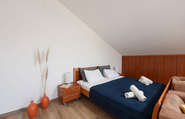 Sunset Beach Suites - Photo 40