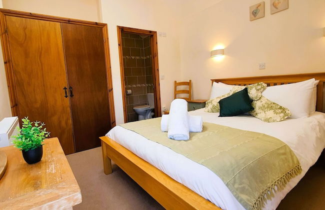 The Victorian Barn self catering holidays with pool & hot tubs - Foto 76